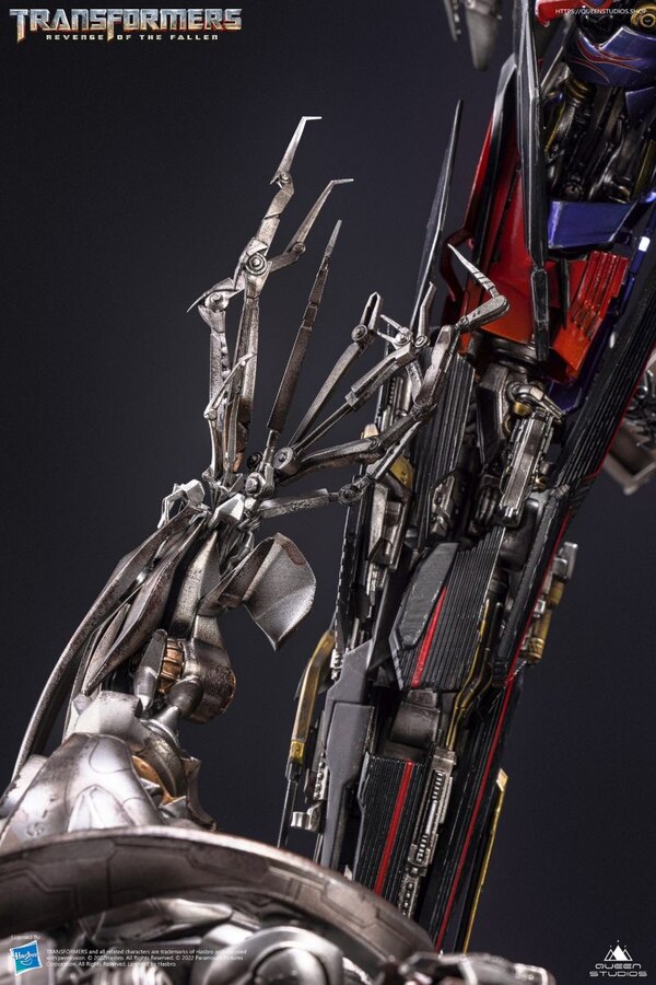 Queen Studios Jetpower Optimus Prime VS Megatron Statue  Image  (25 of 33)